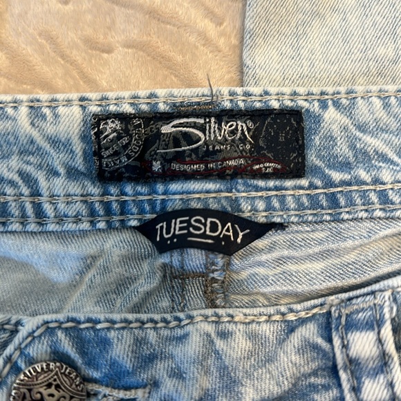 Silver Tuesday Low Capri - Picture 3 of 6